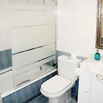 Artes Y Ciencias + Garaje + Netflix Apartmán *