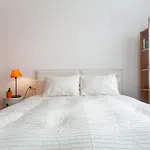 Artes Y Ciencias + Garaje + Netflix Apartmán