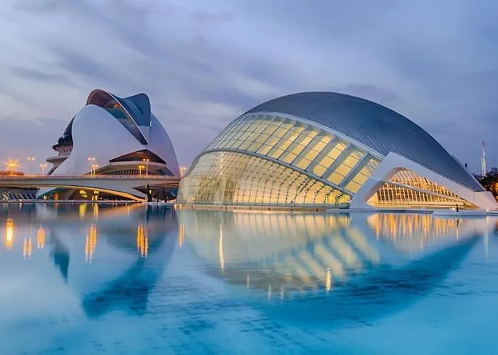 Artes Y Ciencias + Garaje + Netflix