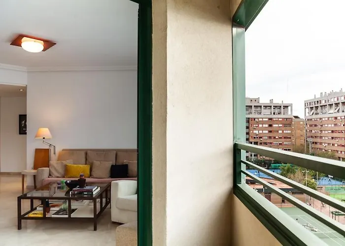 Artes Y Ciencias + Garaje + Netflix Valencia